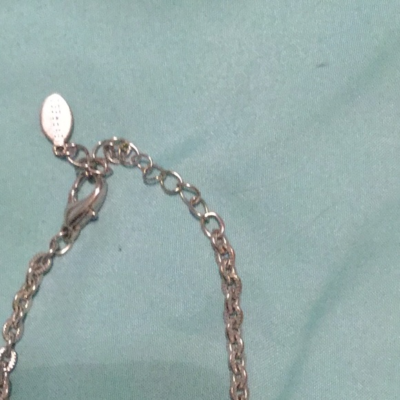 Silver statement necklace - Picture 3 of 3